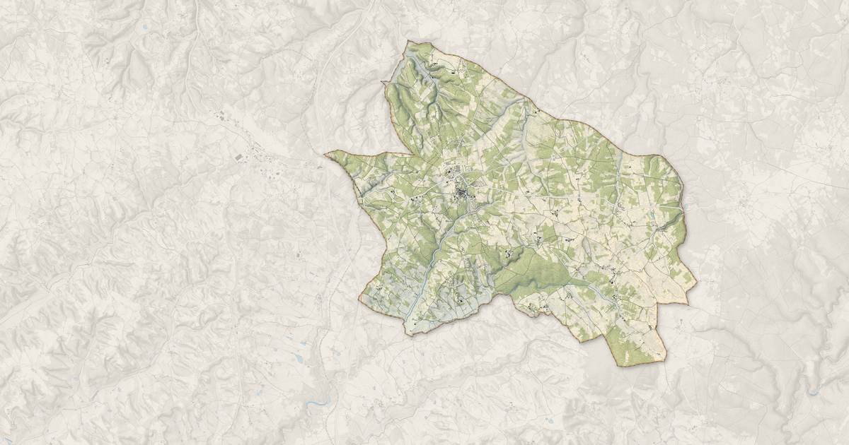 Portrait cartographique de Lalbenque : relief, eau, forêts, bâti et voies, calculés à partir des données de l'IGN