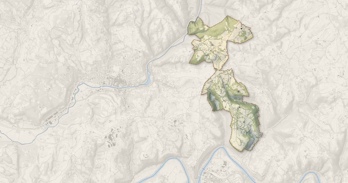 Portrait cartographique de Lunan : relief, eau, forêts, bâti et voies, calculés à partir des données de l'IGN