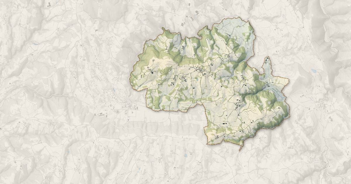 Portrait cartographique de Molières : relief, eau, forêts, bâti et voies, calculés à partir des données de l'IGN