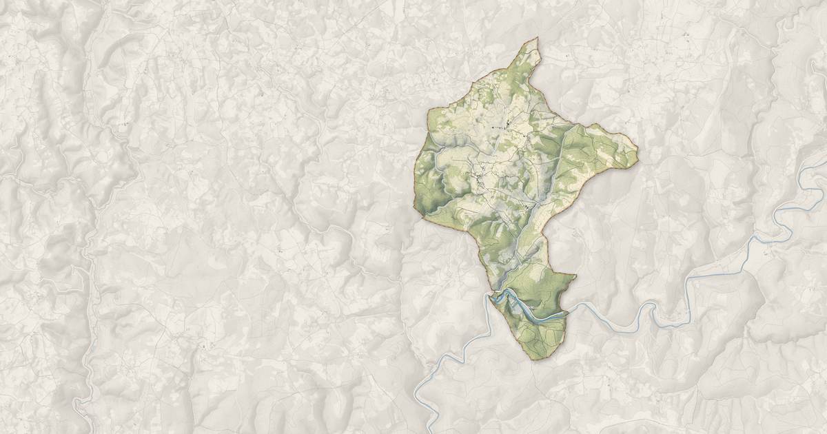 Portrait cartographique de Orniac : relief, eau, forêts, bâti et voies, calculés à partir des données de l'IGN