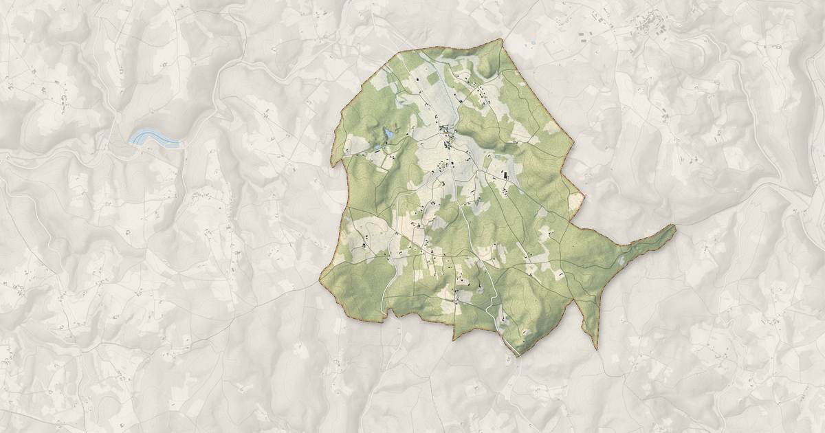 Portrait cartographique de Pomarède : relief, eau, forêts, bâti et voies, calculés à partir des données de l'IGN