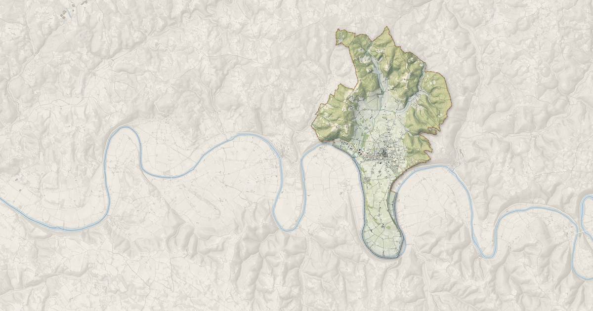 Portrait cartographique de Prayssac : relief, eau, forêts, bâti et voies, calculés à partir des données de l'IGN
