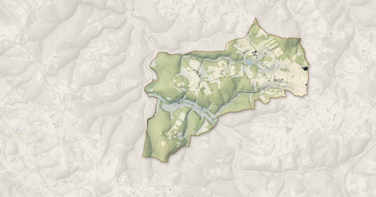 Portrait cartographique de Rampoux : relief, eau, forêts, bâti et voies, calculés à partir des données de l'IGN
