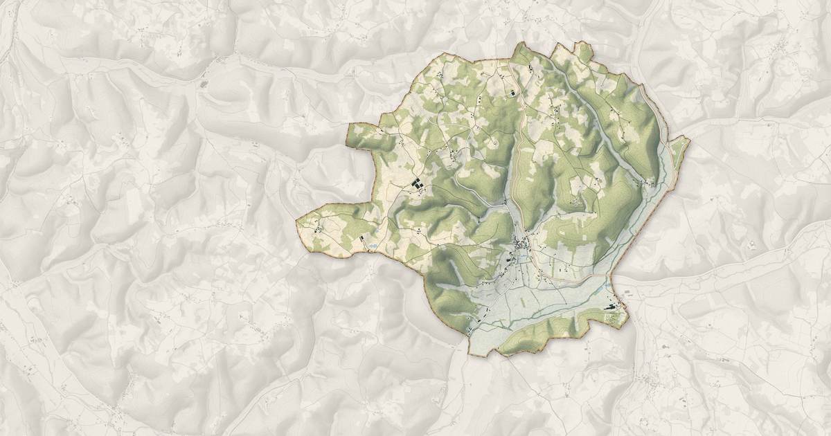 Portrait cartographique de Saint-Chamarand : relief, eau, forêts, bâti et voies, calculés à partir des données de l'IGN