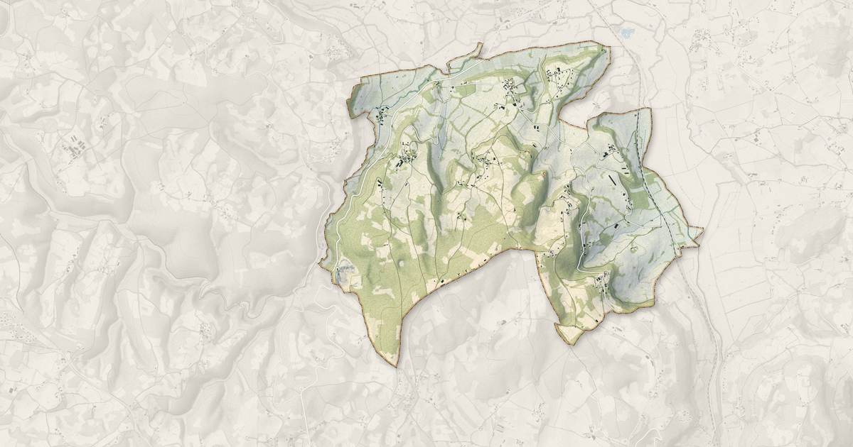 Portrait cartographique de Strenquels : relief, eau, forêts, bâti et voies, calculés à partir des données de l'IGN