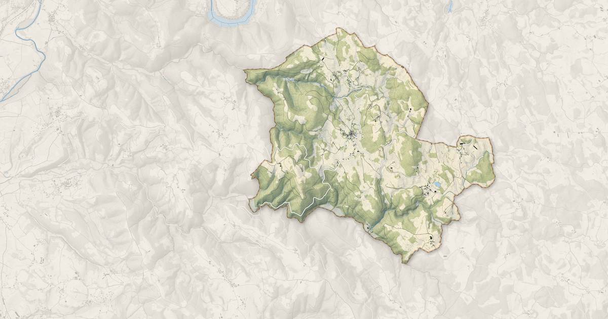 Portrait cartographique de Teyssieu : relief, eau, forêts, bâti et voies, calculés à partir des données de l'IGN