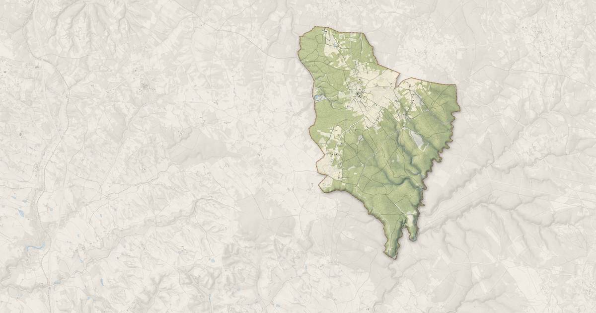 Portrait cartographique de Vaylats : relief, eau, forêts, bâti et voies, calculés à partir des données de l'IGN