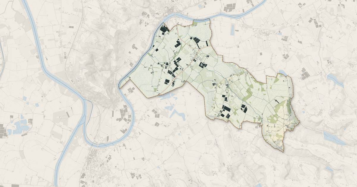 Portrait cartographique de Bourran : relief, eau, forêts, bâti et voies, calculés à partir des données de l'IGN