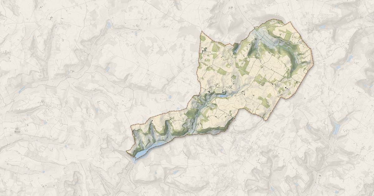 Portrait cartographique de Castella : relief, eau, forêts, bâti et voies, calculés à partir des données de l'IGN