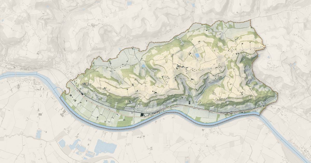 Portrait cartographique de Clermont-Dessous : relief, eau, forêts, bâti et voies, calculés à partir des données de l'IGN