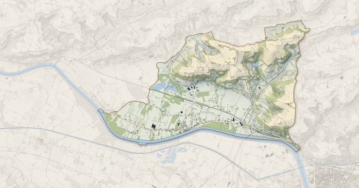 Portrait cartographique de Colayrac-Saint-Cirq : relief, eau, forêts, bâti et voies, calculés à partir des données de l'IGN