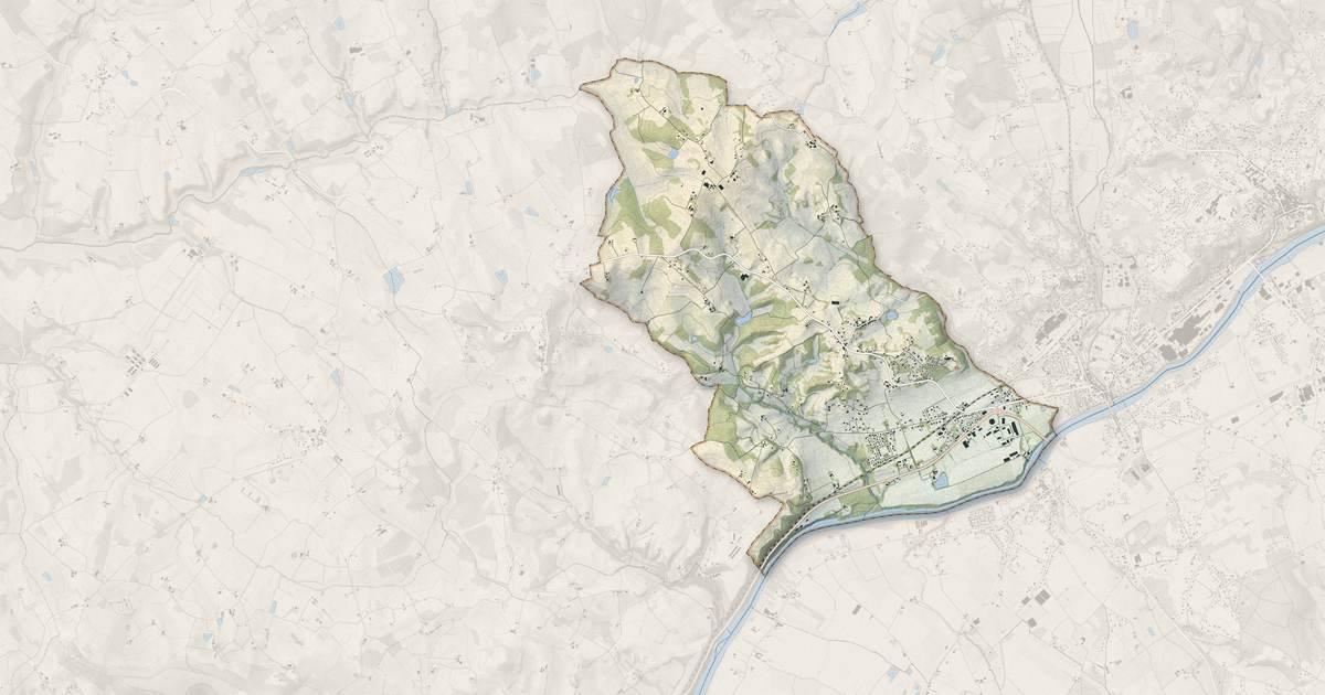 Portrait cartographique de Condezaygues : relief, eau, forêts, bâti et voies, calculés à partir des données de l'IGN