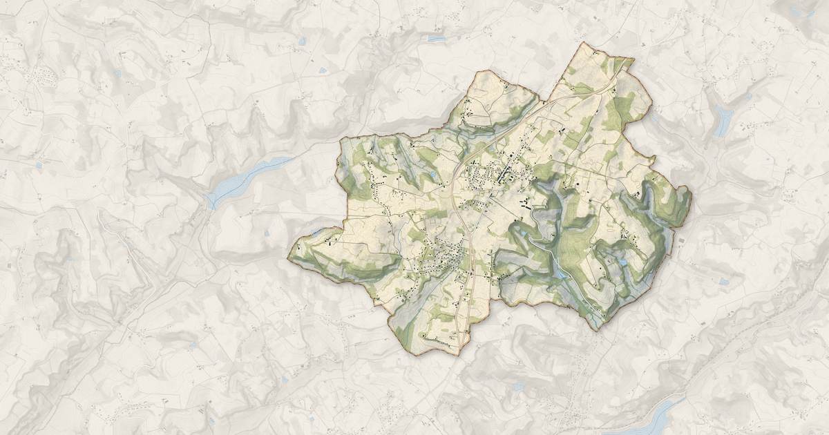 Portrait cartographique de La Croix-Blanche : relief, eau, forêts, bâti et voies, calculés à partir des données de l'IGN