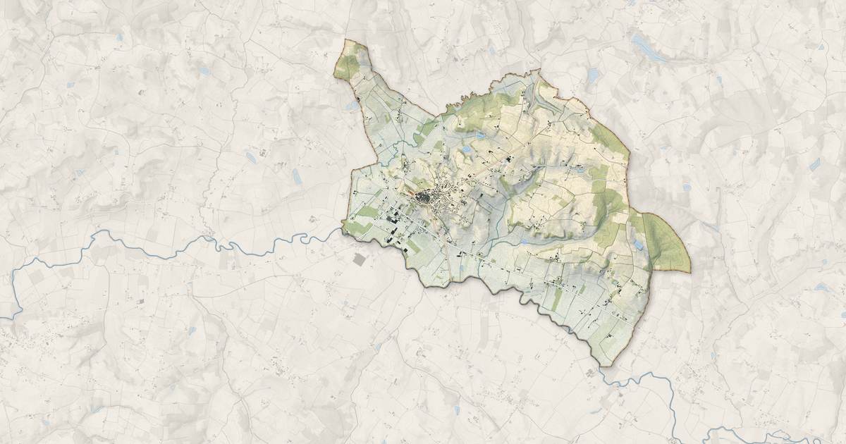 Portrait cartographique de Duras : relief, eau, forêts, bâti et voies, calculés à partir des données de l'IGN