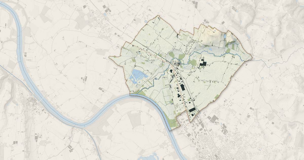 Portrait cartographique de Fauillet : relief, eau, forêts, bâti et voies, calculés à partir des données de l'IGN