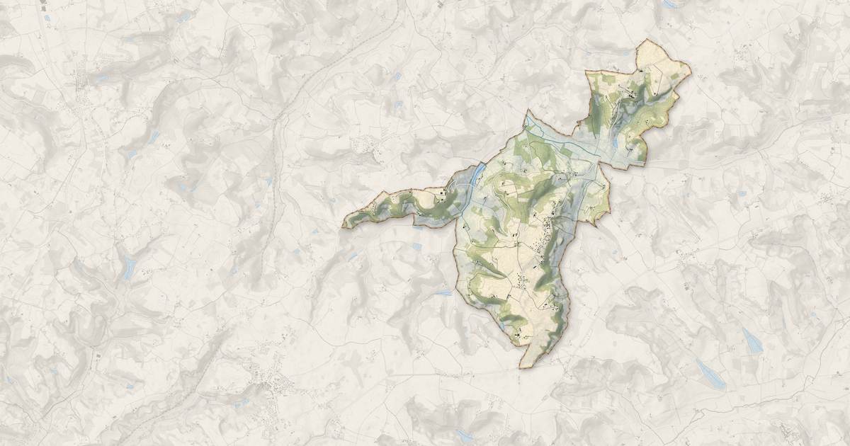 Portrait cartographique de Frespech : relief, eau, forêts, bâti et voies, calculés à partir des données de l'IGN