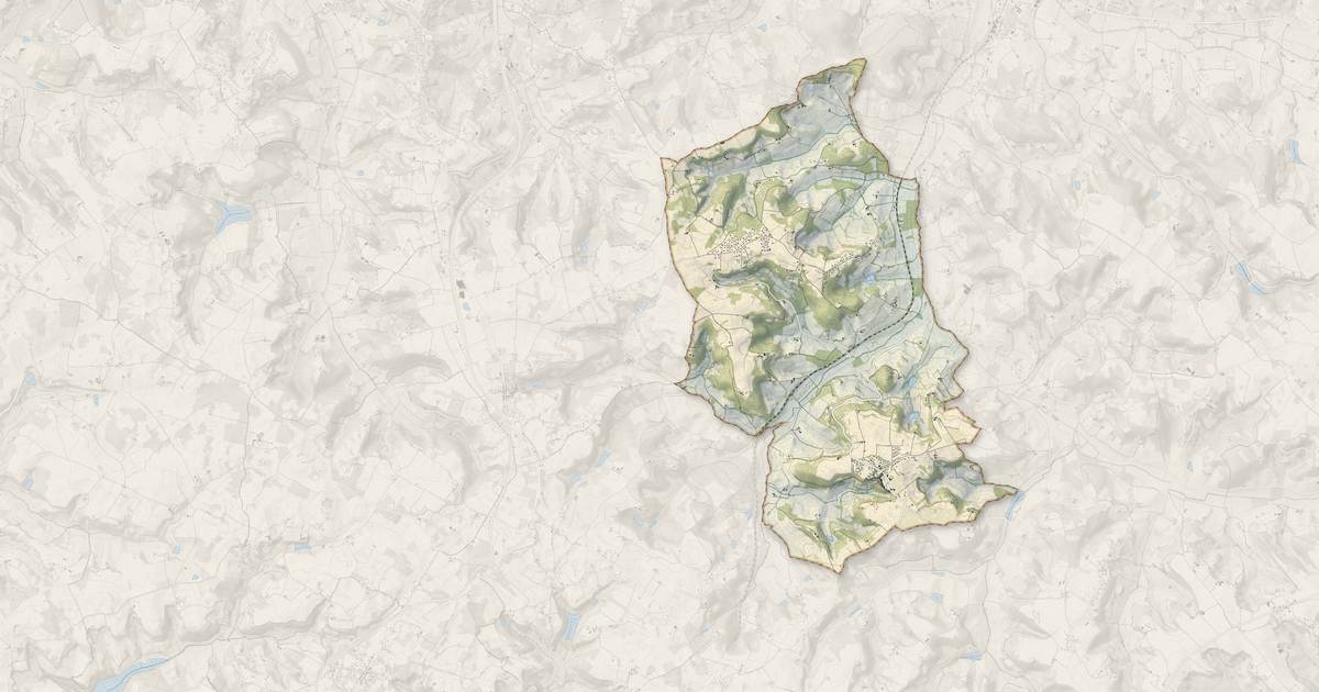 Portrait cartographique de Hautefage-la-Tour : relief, eau, forêts, bâti et voies, calculés à partir des données de l'IGN
