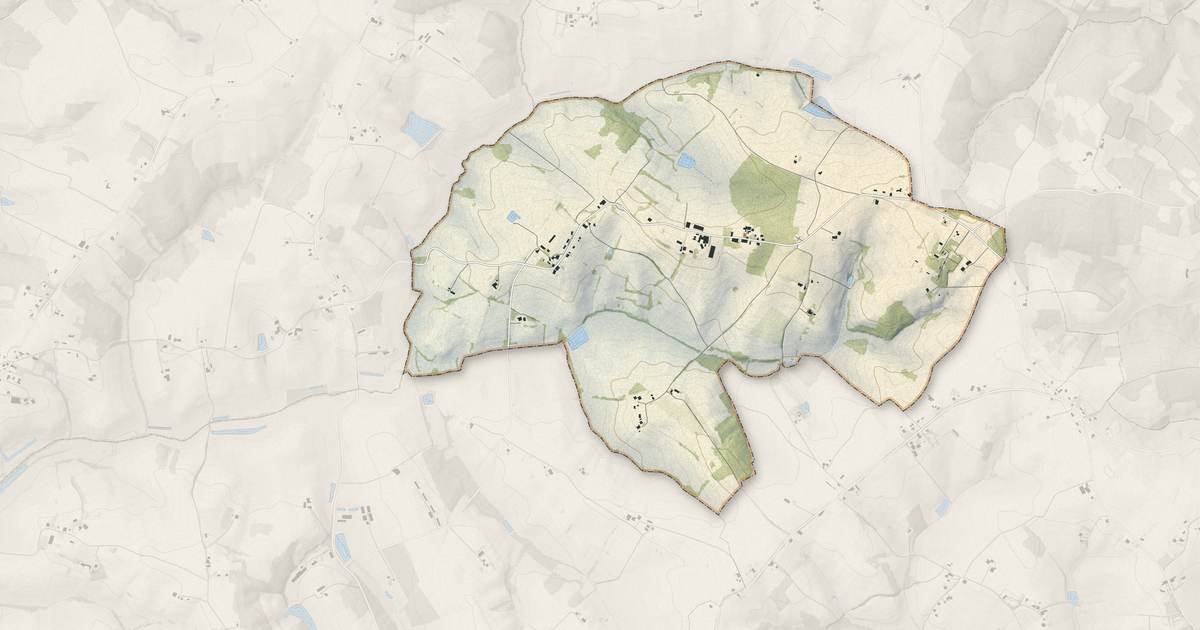 Portrait cartographique de Lachapelle : relief, eau, forêts, bâti et voies, calculés à partir des données de l'IGN