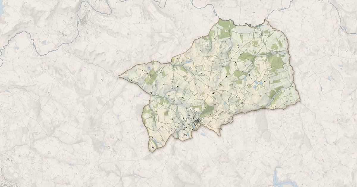 Portrait cartographique de Lauzun : relief, eau, forêts, bâti et voies, calculés à partir des données de l'IGN