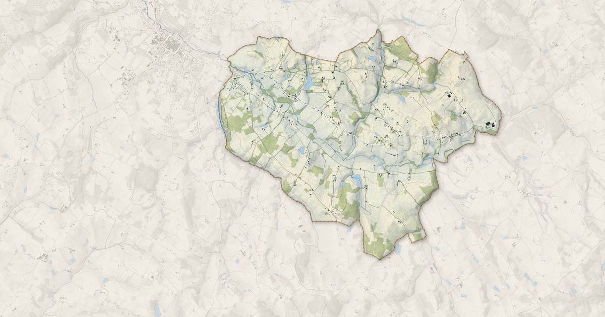 Portrait cartographique de Lavergne : relief, eau, forêts, bâti et voies, calculés à partir des données de l'IGN