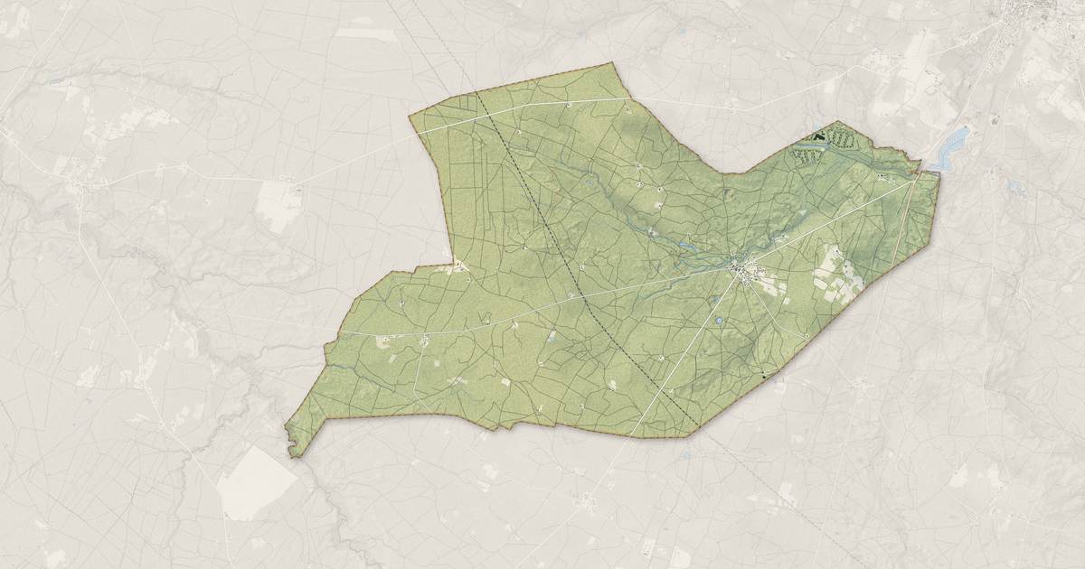 Portrait cartographique de Pindères : relief, eau, forêts, bâti et voies, calculés à partir des données de l'IGN