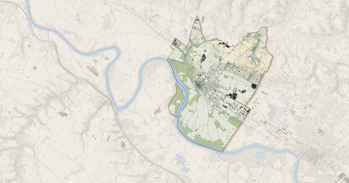 Portrait cartographique de Sainte-Bazeille : relief, eau, forêts, bâti et voies, calculés à partir des données de l'IGN