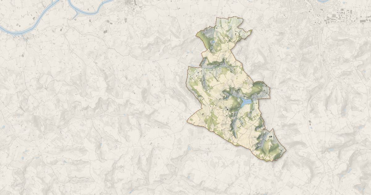 Portrait cartographique de Sainte-Colombe-de-Villeneuve : relief, eau, forêts, bâti et voies, calculés à partir des données de l'IGN