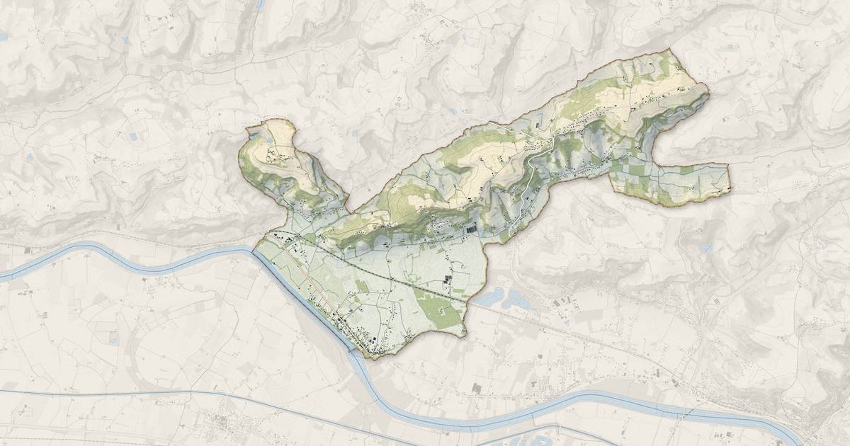 Portrait cartographique de Saint-Hilaire-de-Lusignan : relief, eau, forêts, bâti et voies, calculés à partir des données de l'IGN
