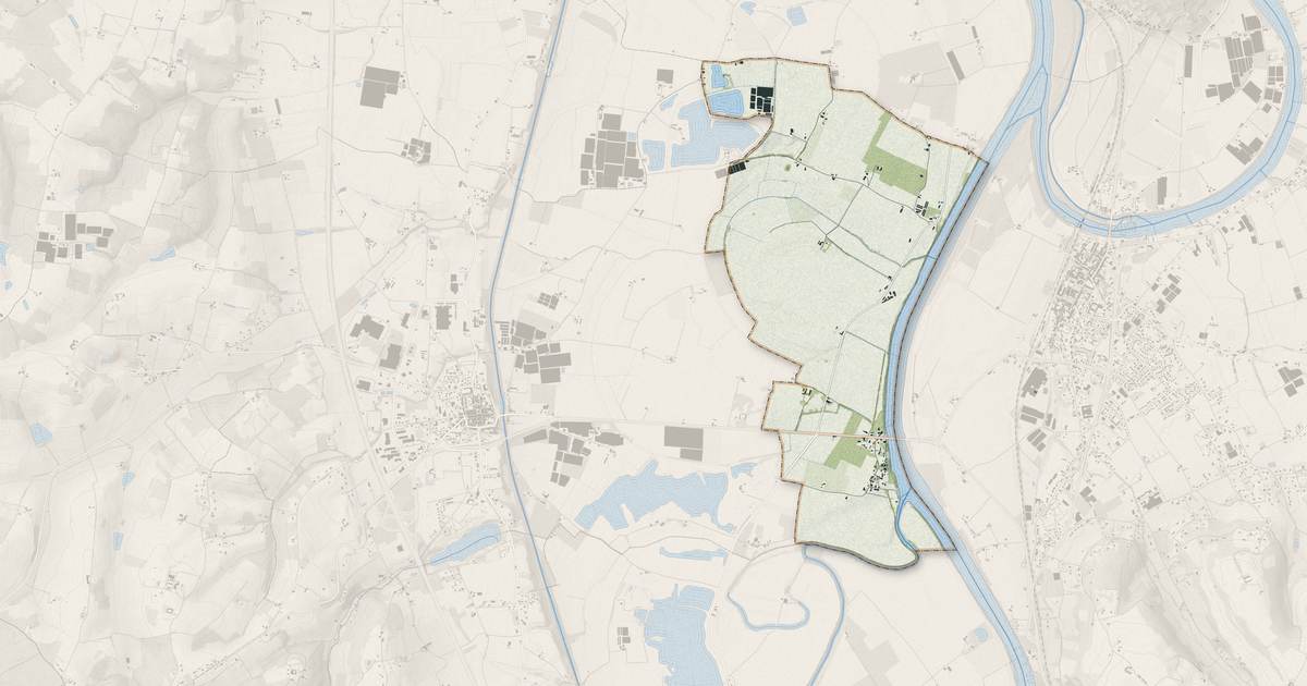 Portrait cartographique de Saint-Léger : relief, eau, forêts, bâti et voies, calculés à partir des données de l'IGN