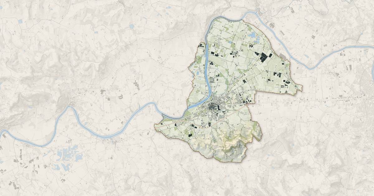 Portrait cartographique de Sainte-Livrade-sur-Lot : relief, eau, forêts, bâti et voies, calculés à partir des données de l'IGN