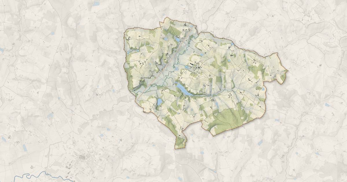 Portrait cartographique de Saint-Sernin : relief, eau, forêts, bâti et voies, calculés à partir des données de l'IGN