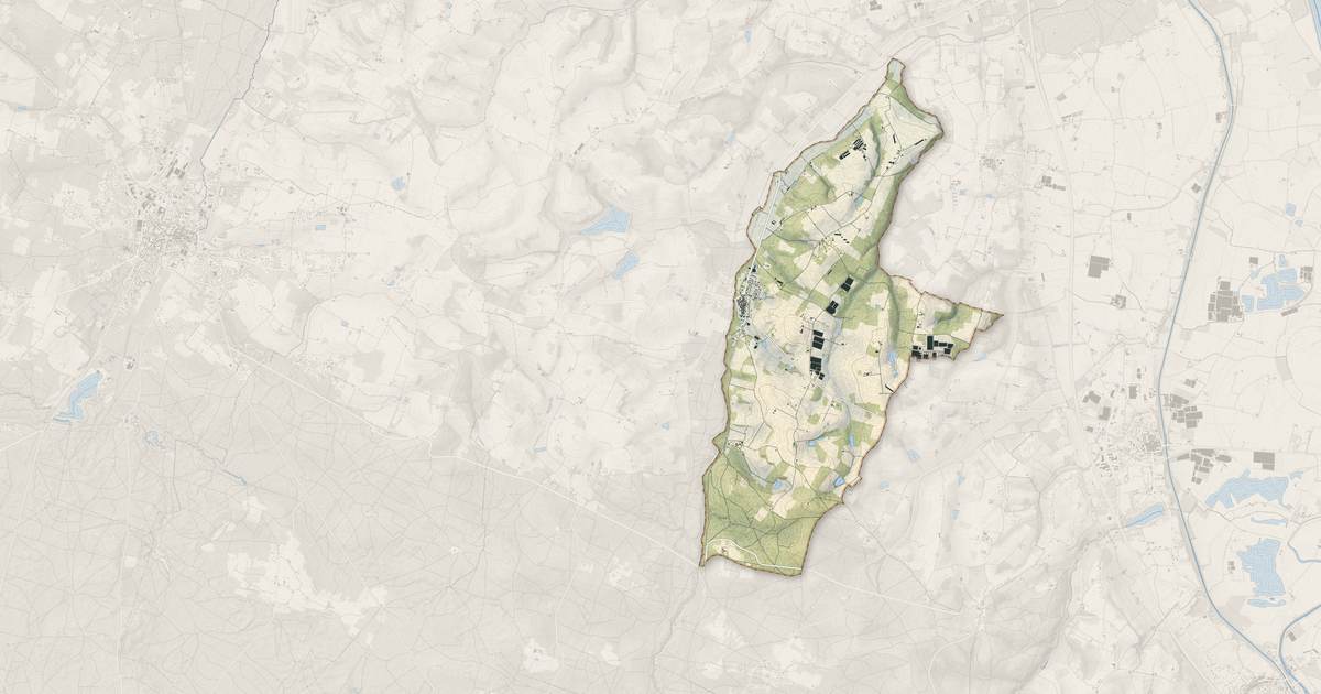Portrait cartographique de Villefranche-du-Queyran : relief, eau, forêts, bâti et voies, calculés à partir des données de l'IGN