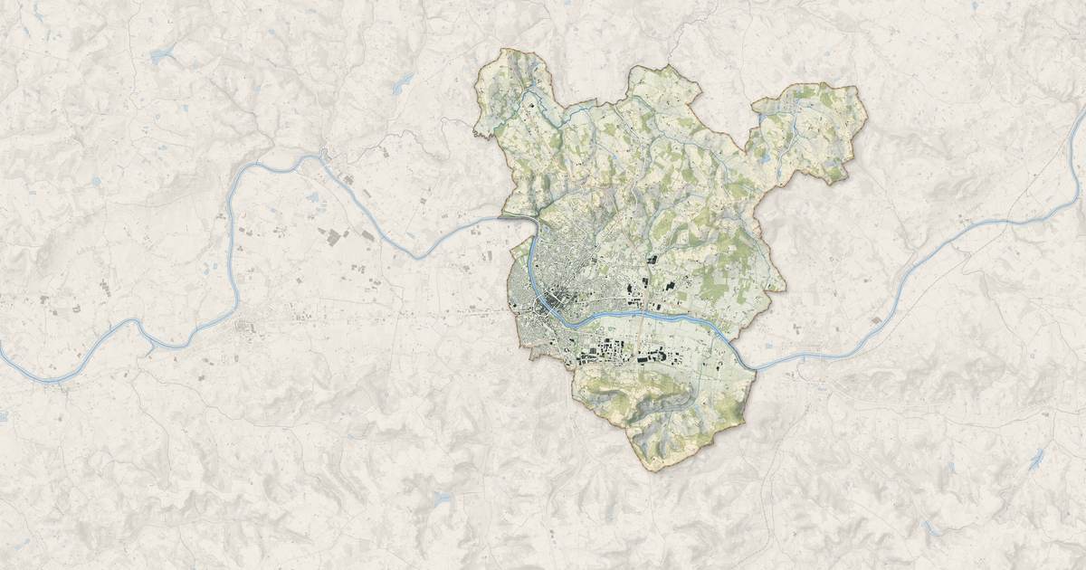 Portrait cartographique de Villeneuve-sur-Lot : relief, eau, forêts, bâti et voies, calculés à partir des données de l'IGN