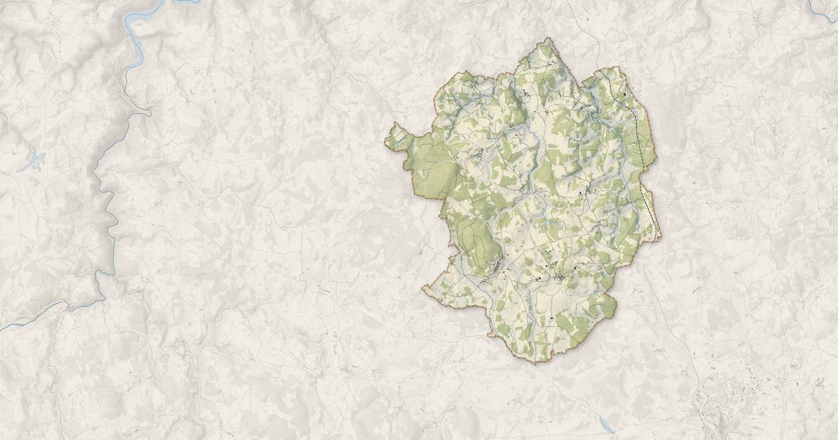 Portrait cartographique de Les Monts-Verts : relief, eau, forêts, bâti et voies, calculés à partir des données de l'IGN