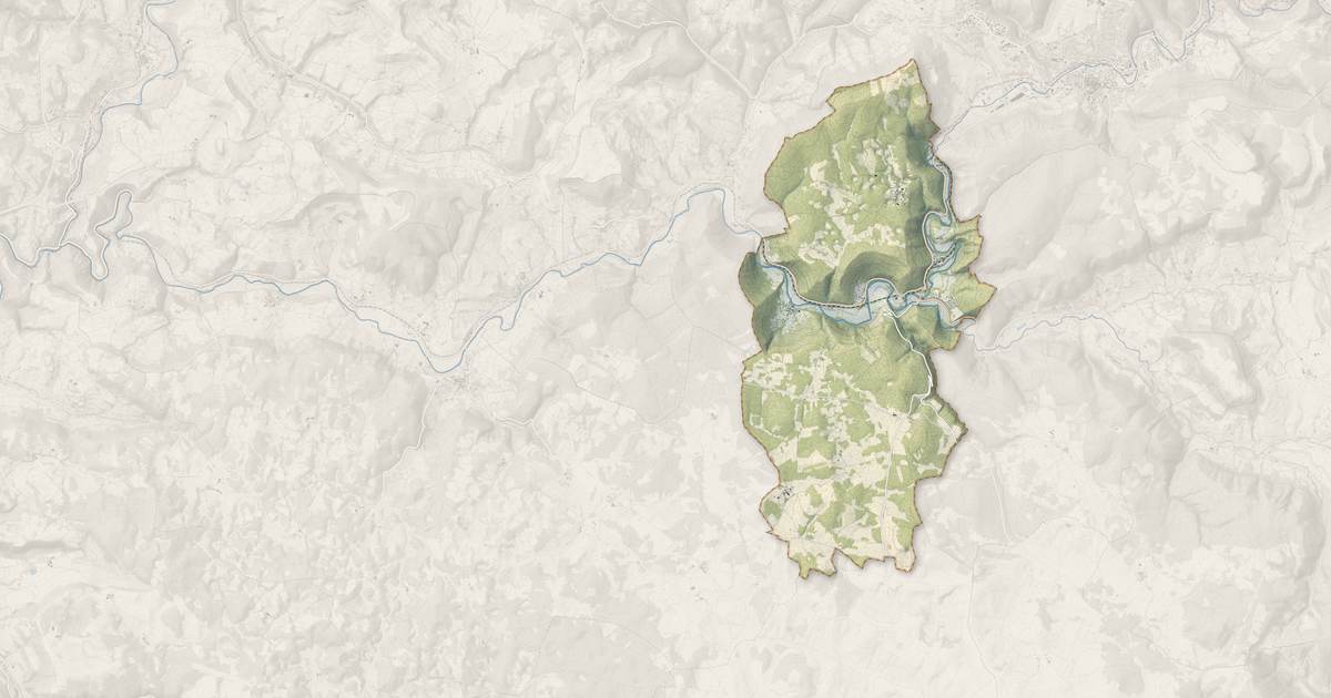 Portrait cartographique de Balsièges : relief, eau, forêts, bâti et voies, calculés à partir des données de l'IGN