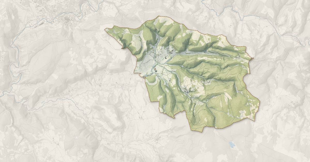 Portrait cartographique de Lanuéjols : relief, eau, forêts, bâti et voies, calculés à partir des données de l'IGN