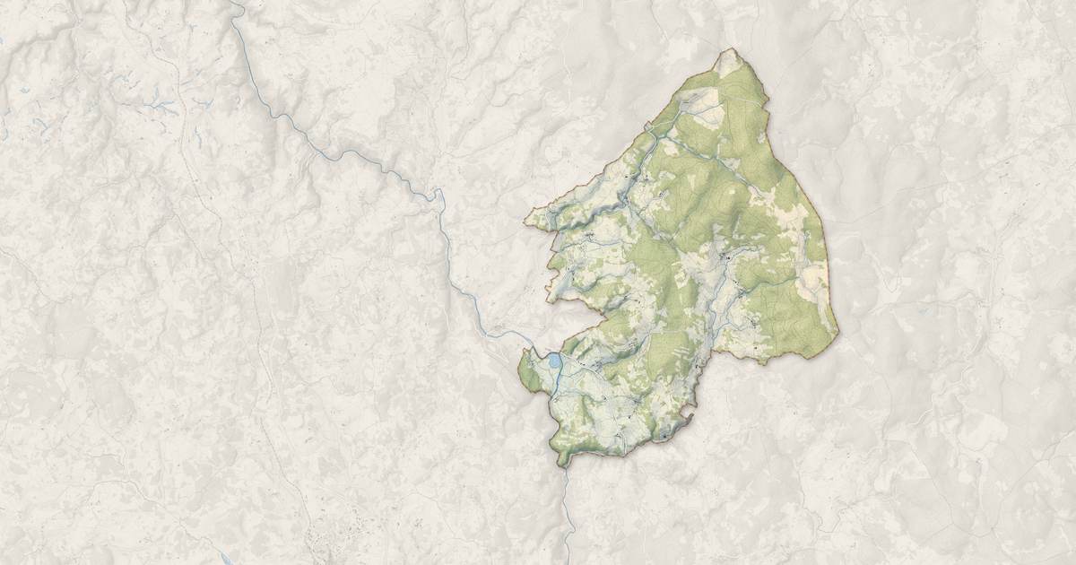 Portrait cartographique de Le Malzieu-Forain : relief, eau, forêts, bâti et voies, calculés à partir des données de l'IGN