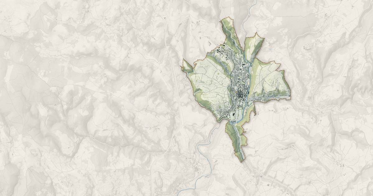 Portrait cartographique de Marvejols : relief, eau, forêts, bâti et voies, calculés à partir des données de l'IGN