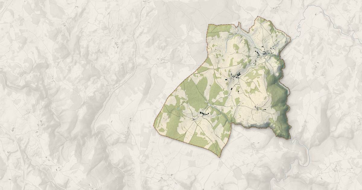 Portrait cartographique de Recoules-de-Fumas : relief, eau, forêts, bâti et voies, calculés à partir des données de l'IGN