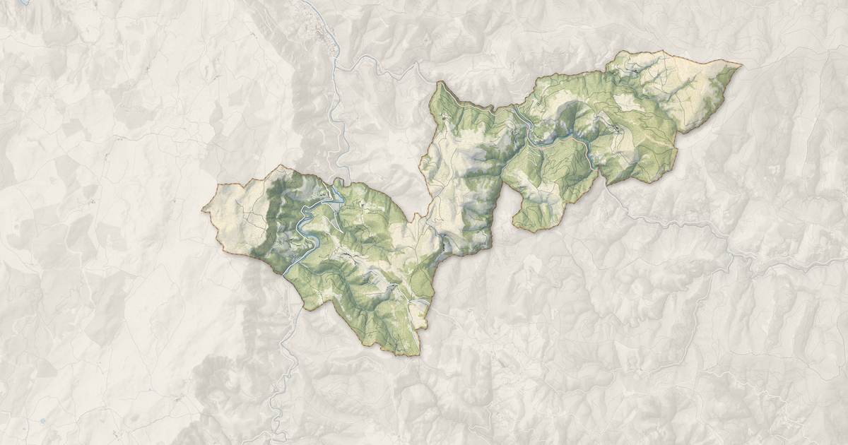 Portrait cartographique de Cans et Cévennes : relief, eau, forêts, bâti et voies, calculés à partir des données de l'IGN
