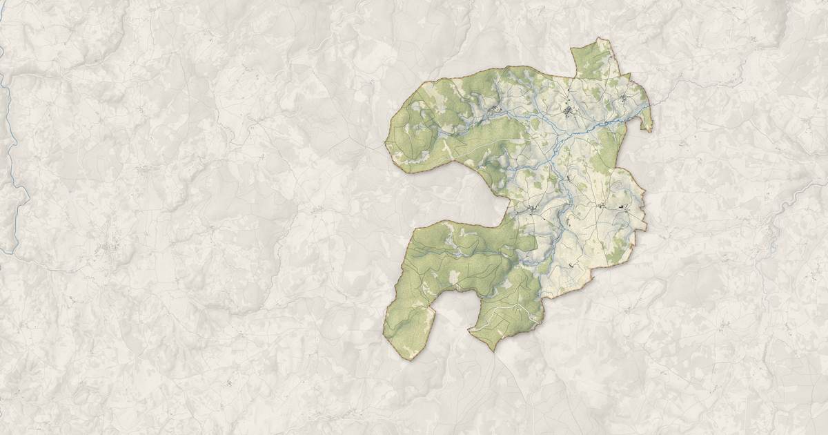 Portrait cartographique de Saint-Paul-le-Froid : relief, eau, forêts, bâti et voies, calculés à partir des données de l'IGN