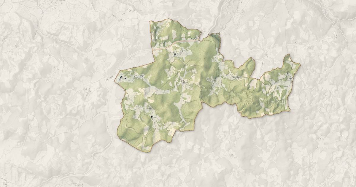 Portrait cartographique de La Tieule : relief, eau, forêts, bâti et voies, calculés à partir des données de l'IGN