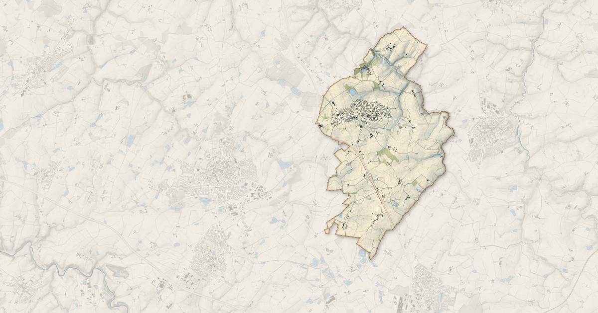 Portrait cartographique de Bégrolles-en-Mauges : relief, eau, forêts, bâti et voies, calculés à partir des données de l'IGN