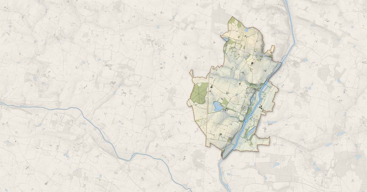 Portrait cartographique de Chambellay : relief, eau, forêts, bâti et voies, calculés à partir des données de l'IGN