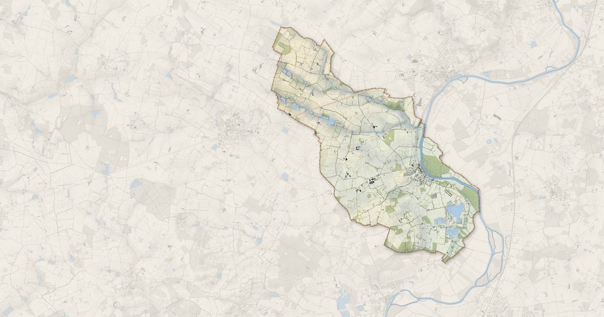 Portrait cartographique de Juvardeil : relief, eau, forêts, bâti et voies, calculés à partir des données de l'IGN