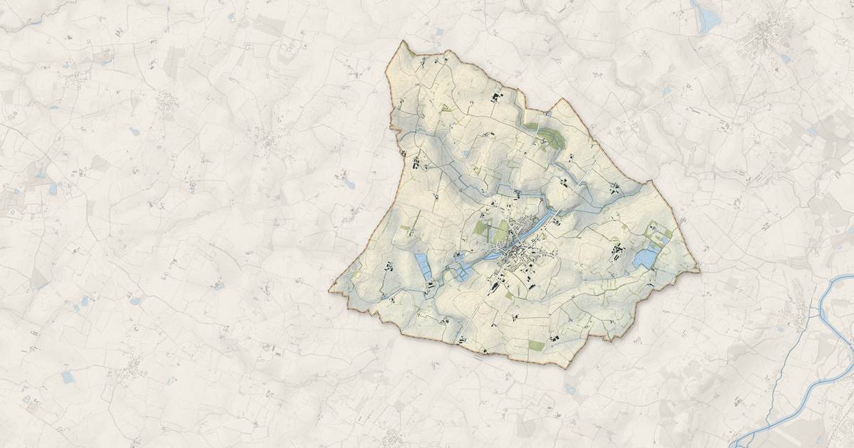 Portrait cartographique de Miré : relief, eau, forêts, bâti et voies, calculés à partir des données de l'IGN