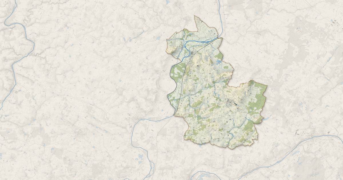 Portrait cartographique de Morannes sur Sarthe-Daumeray : relief, eau, forêts, bâti et voies, calculés à partir des données de l'IGN