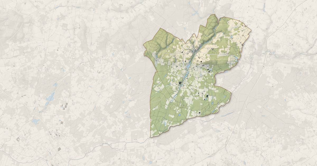 Portrait cartographique de Mouliherne : relief, eau, forêts, bâti et voies, calculés à partir des données de l'IGN