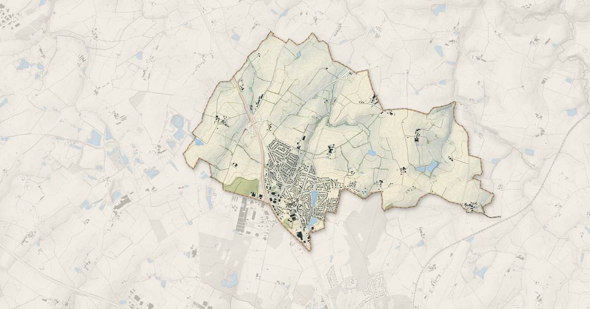 Portrait cartographique de Saint-Léger-sous-Cholet : relief, eau, forêts, bâti et voies, calculés à partir des données de l'IGN