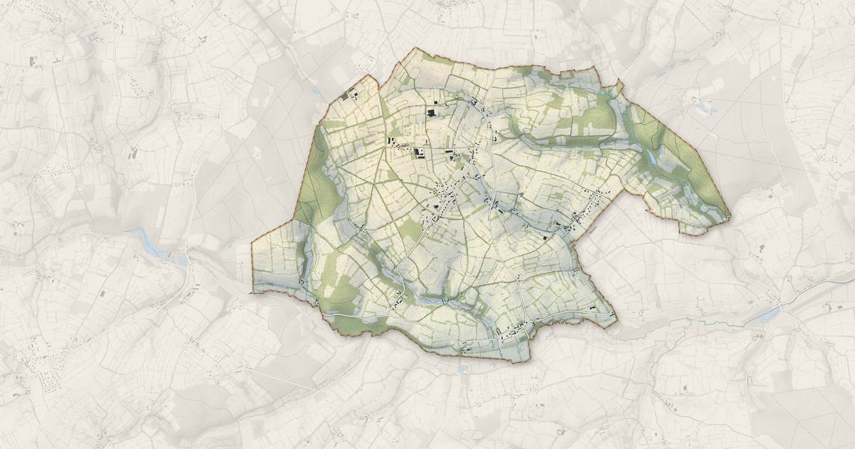 Portrait cartographique de Brillevast : relief, eau, forêts, bâti et voies, calculés à partir des données de l'IGN